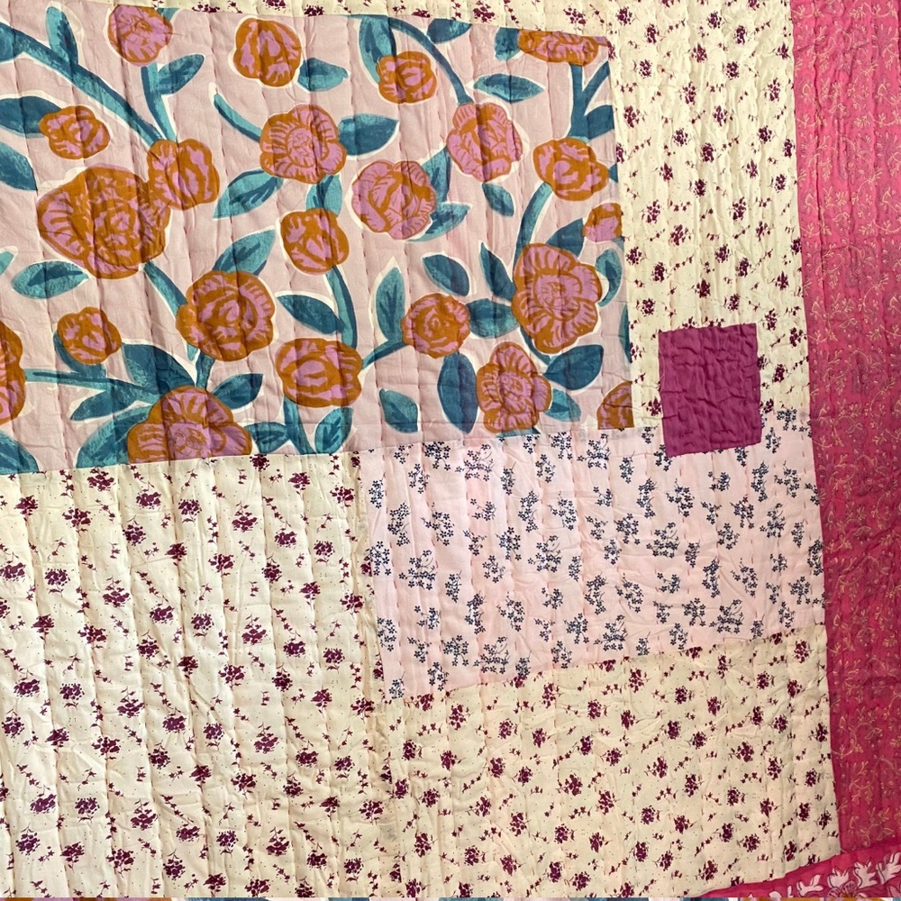 Anthropologie Patchwork Marvel Bed Blanket, Reversible, 82” x 60”, 100% Cotton - Picture 4 of 7